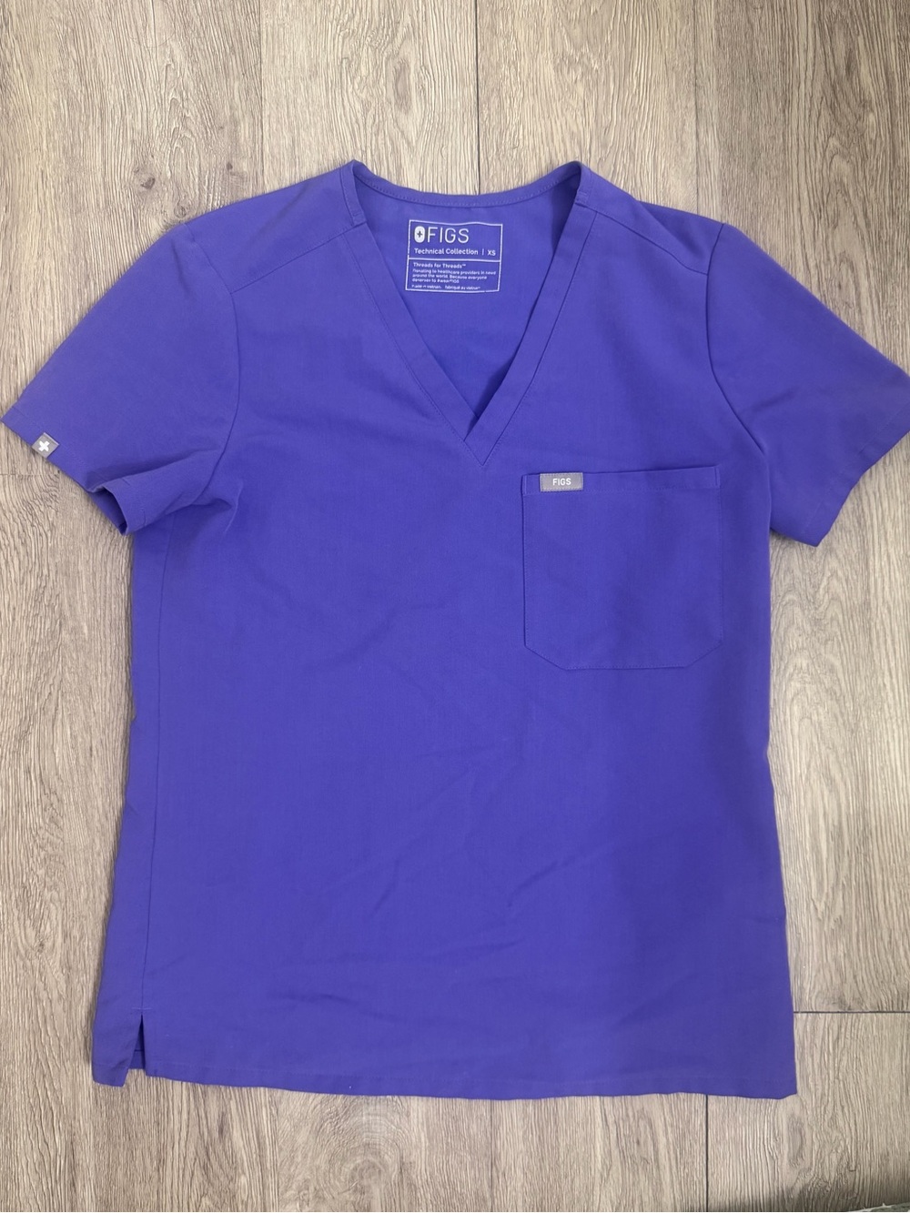 Figs Women's V-Neck Scrub Top - Royal Purple